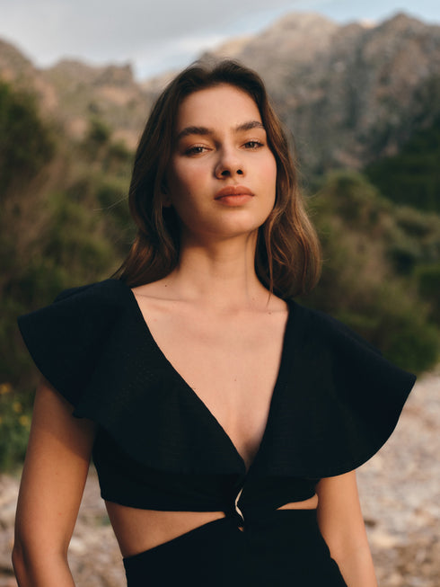 Quetzal Linen Midi Dress / Black