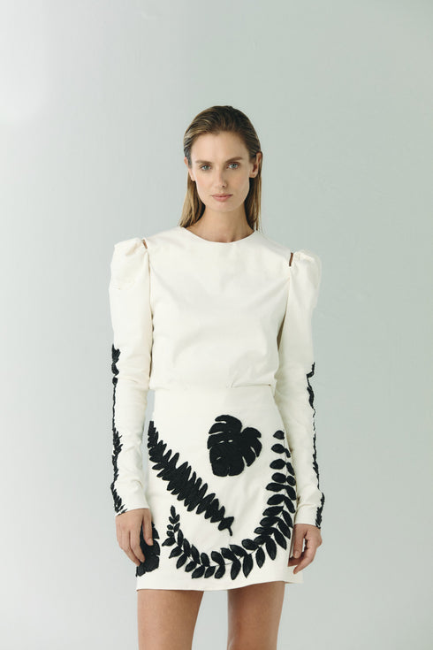 Ana Canvas Hand Embroidered Blouse / Ecru