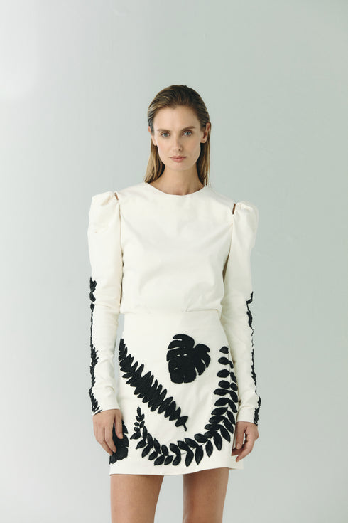 Carmelita Canvas Hand Embroidered Mini Skirt / Ecru