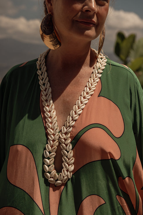 Andina Hand-Embroidered Crepe Tunic / Green Buganvilia